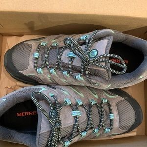Brand New Merrell Hiking Shoes (Fits Size 10-11)